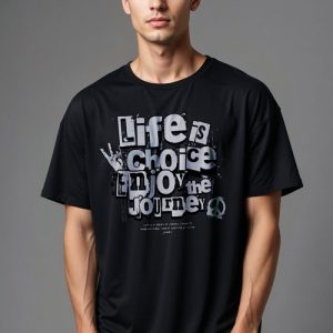 חולצת טי שחורה לגבר עם הדפס טקסט Life is Choice Enjoy the Journey